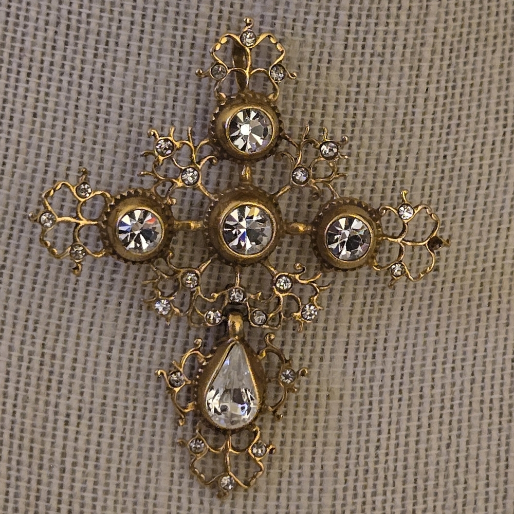 Cross Pin/Pendant